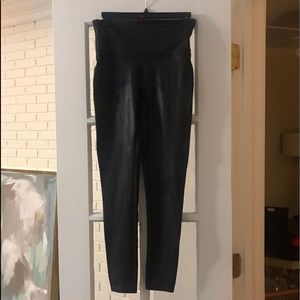 Spanx Faux Leather Leggings Size L New w/o tags.